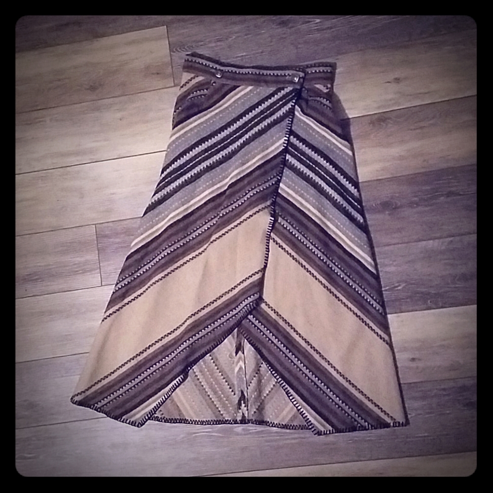 Wrap style wool blend skirt